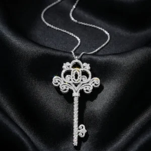 La Clef Necklace